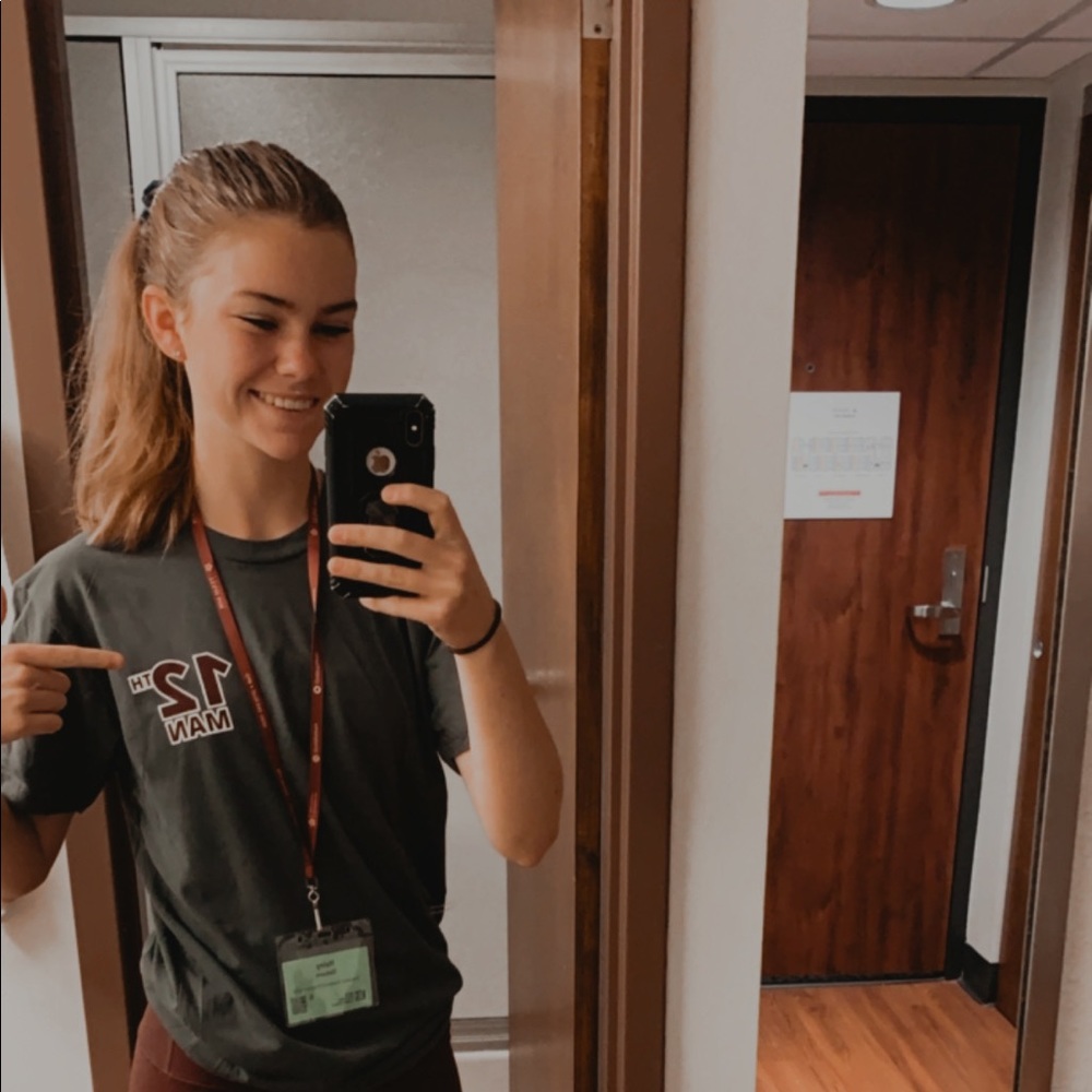 Meet your Posher, Haley